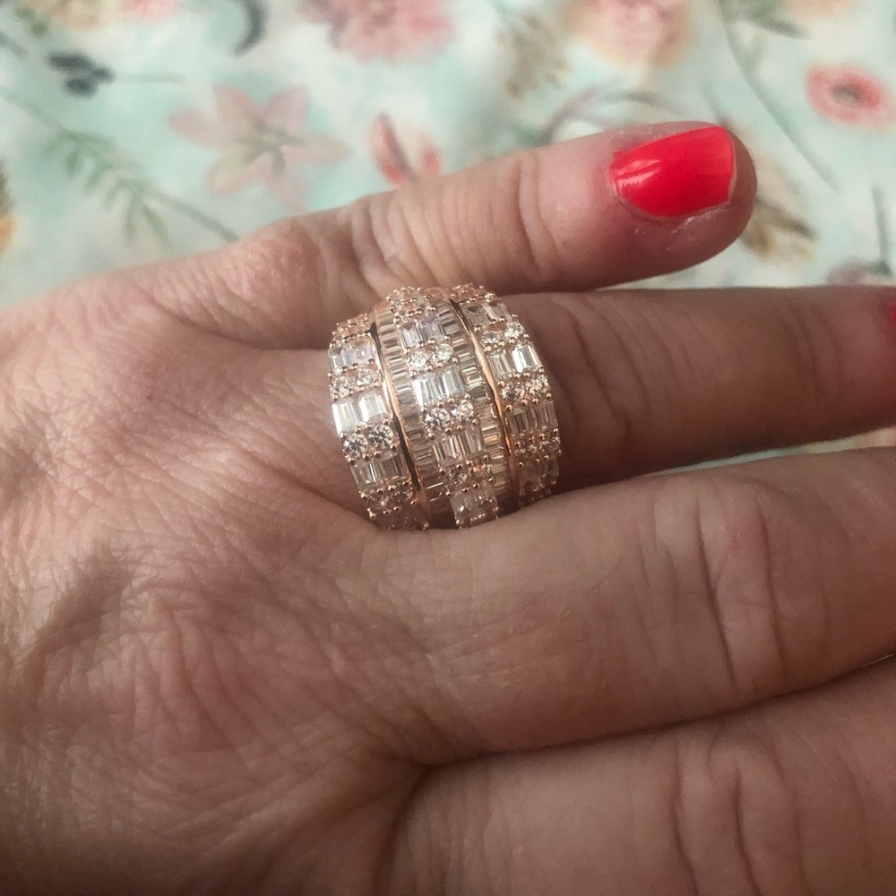 BNWOT women’s rose gold over SS band